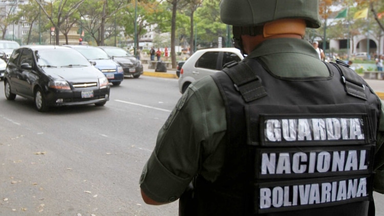 GNB retuvo a periodista colombiana que realizaba un fotoreportaje en la frontera