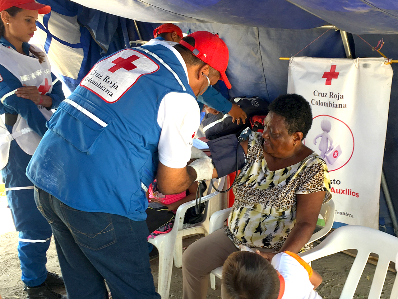 Cruz Roja colombiana atendió a 820.888 migrantes durante los últimos 21 meses