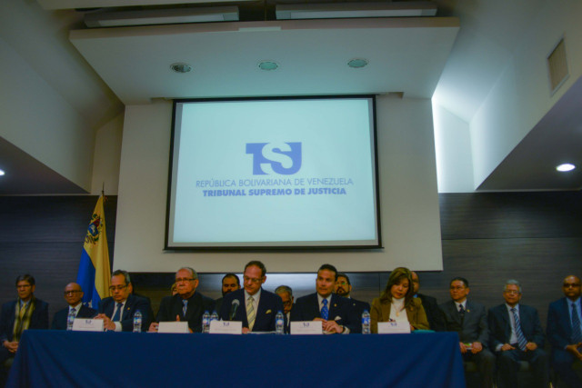 TSJ legítimo solicita coalición militar internacional en misión de paz para Venezuela