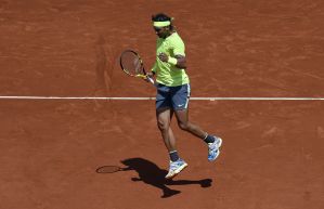 Nadal se pasea en segunda ronda en Roland Garros