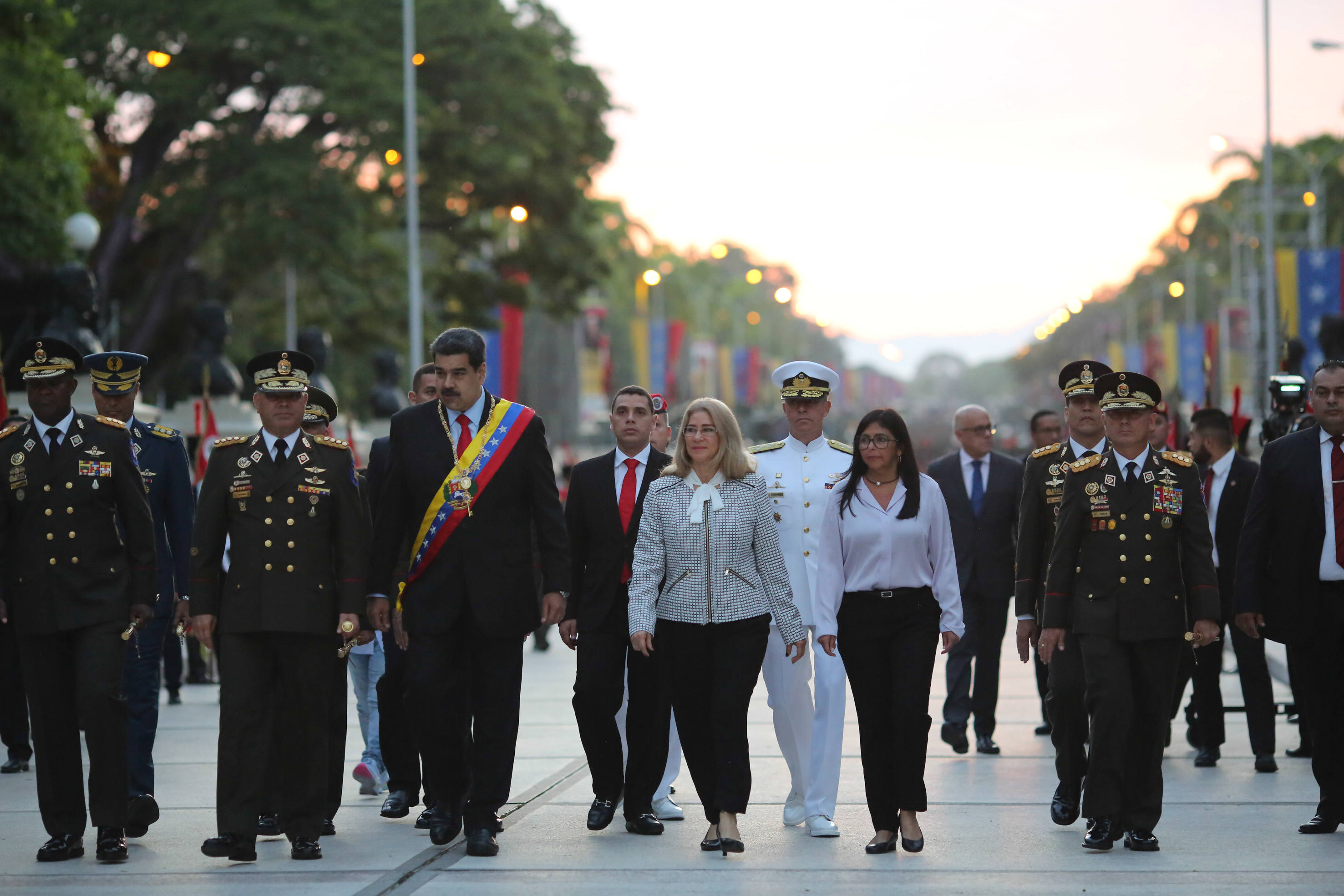 ¿Asustado? Maduro madrugó en Carabobo evitando actos militares en la tarde #24Jun