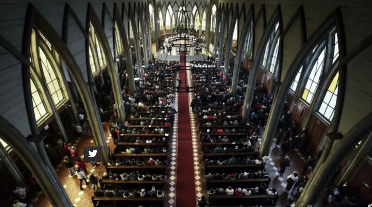 Obispos de EEUU aprobaron texto papal que obliga al clero a señalar los abusos sexuales