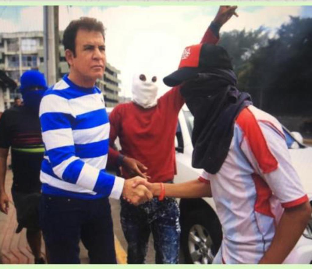 Salvador Nasralla y Manuel Zelaya encabezan protestas para derrocar al presidente hondureño Juan Orlando Hernández (Foto + Video)