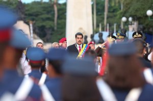 Lenguaje corporal DEJÓ EN EVIDENCIA a Maduro: Se siente EXTREMADAMENTE INSEGURO #24Jun (Video)