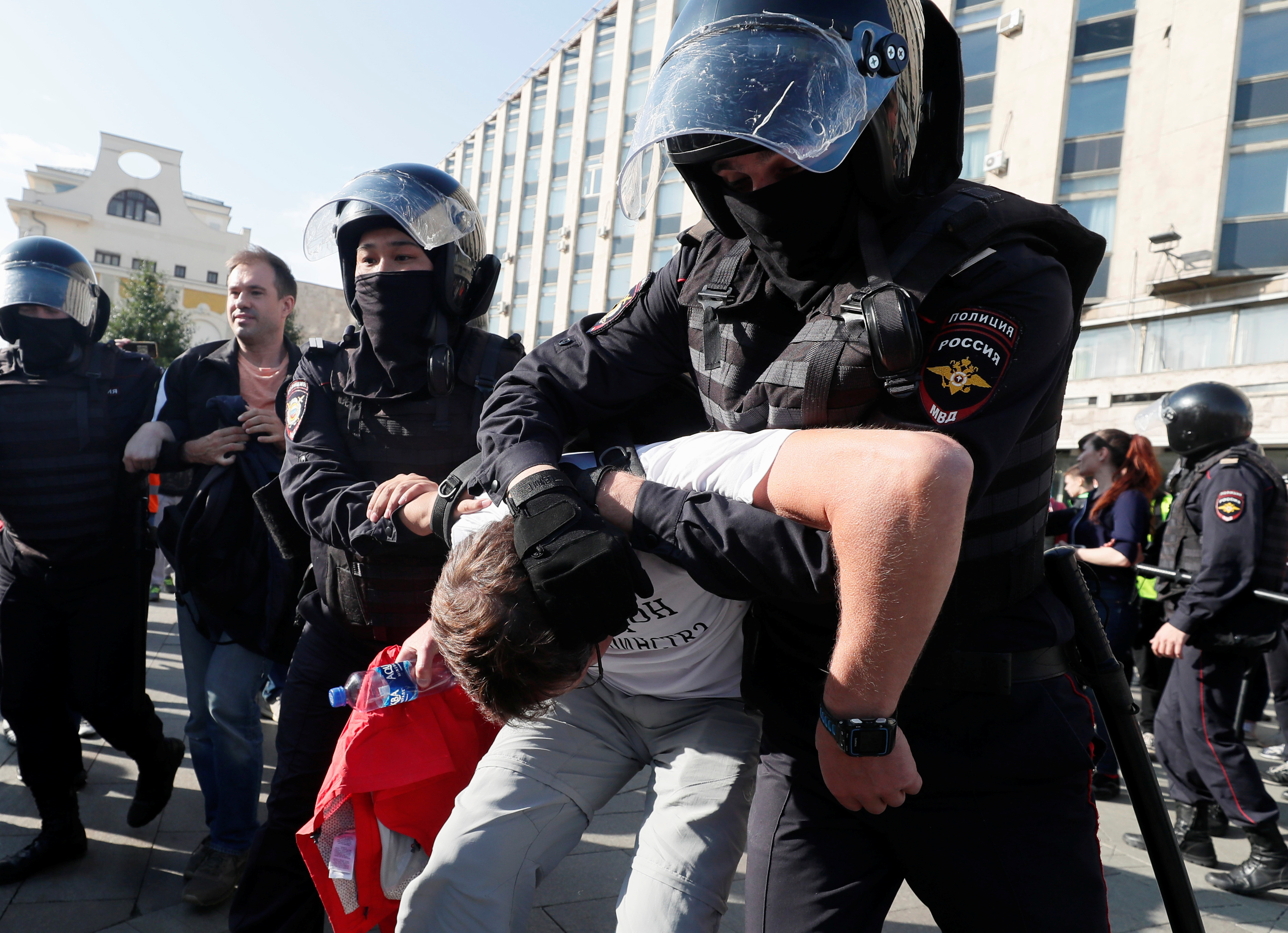 Gremios y sacerdotes ortodoxos lanzaron una campaña contra la represión de Putin