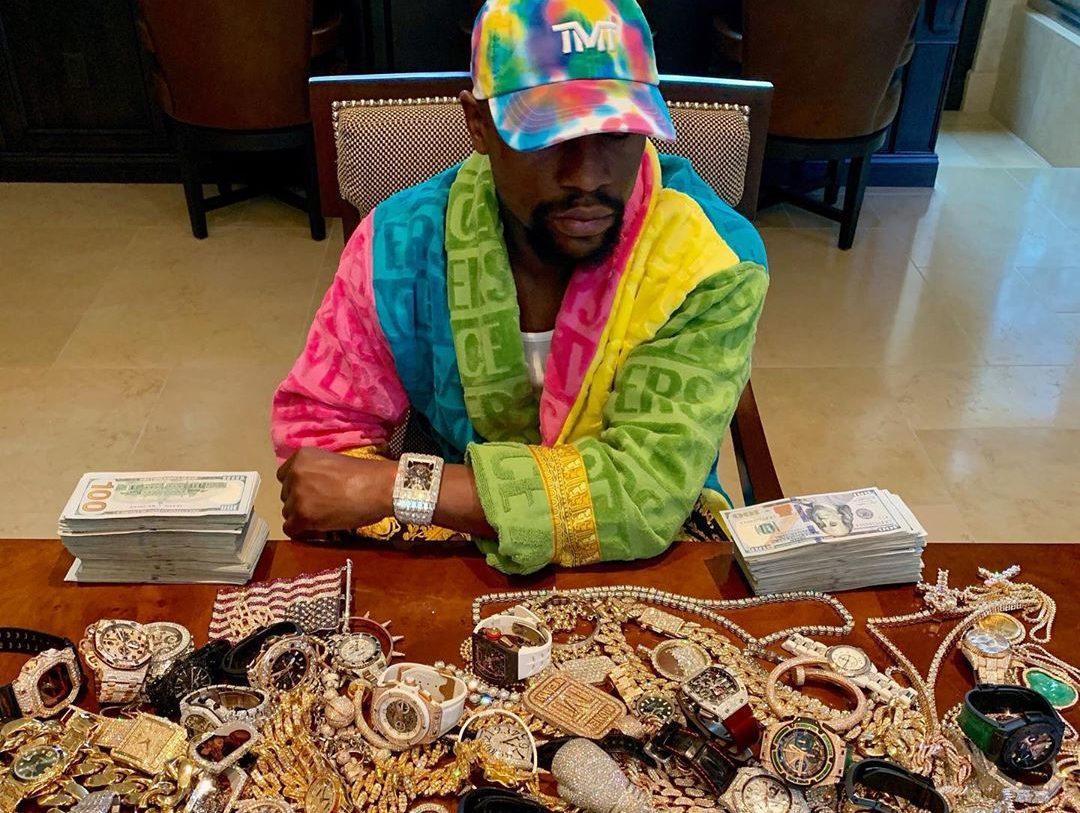 Floyd Mayweather sorteó 10 mil dólares entre sus fanáticos a través de Instagram