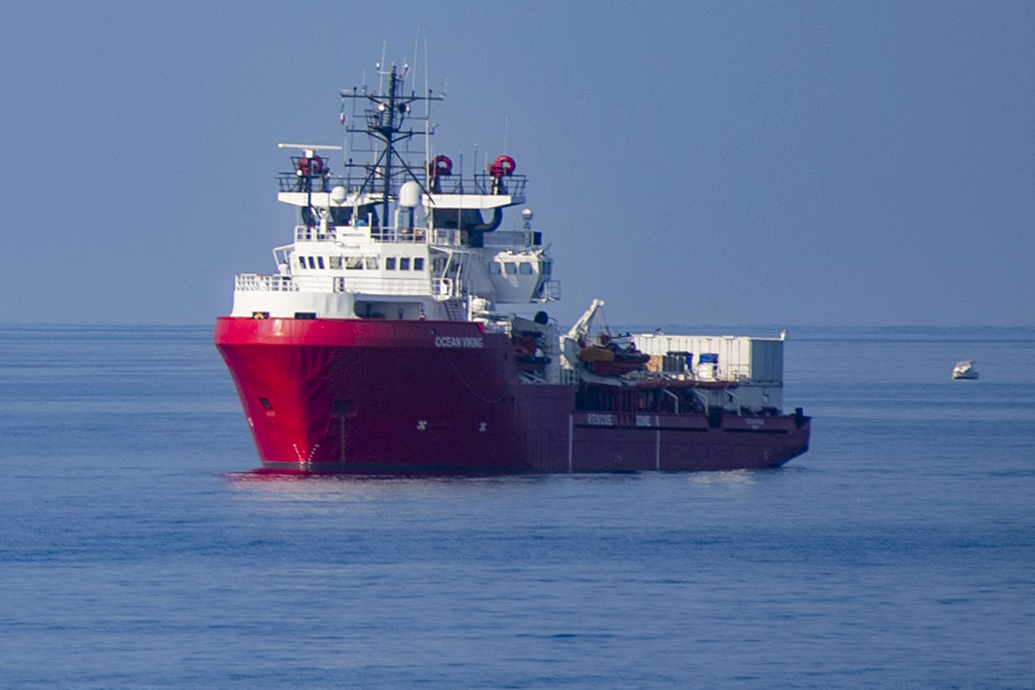 El “Ocean Viking” se prepara para nueva misión de rescate en el Mediterráneo