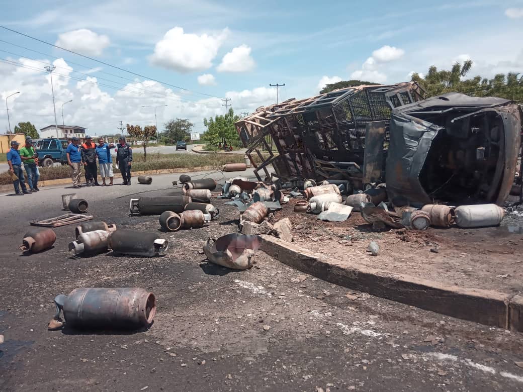 Explosión de camión de gas en Guanare dejó tres personas heridas (Fotos y Video)