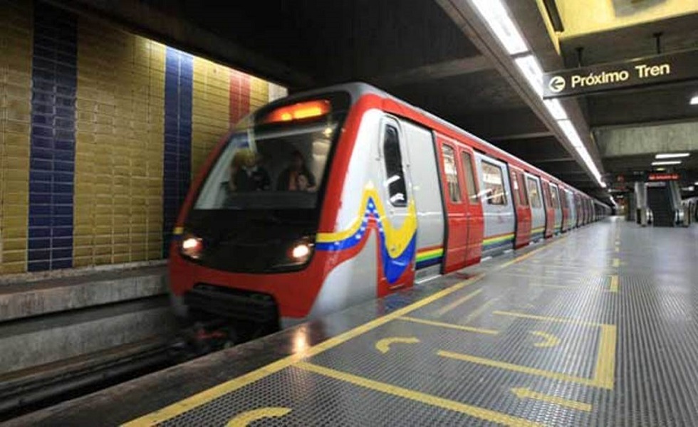 El Metro de Caracas suspende servicio en Linea 2 por falla eléctrica #27Sep
