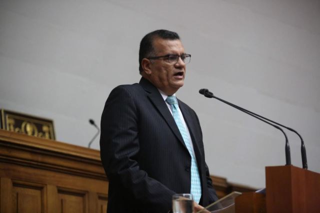 Guaidó denunció que el régimen arrebató la finca familiar del diputado Julio César Reyes