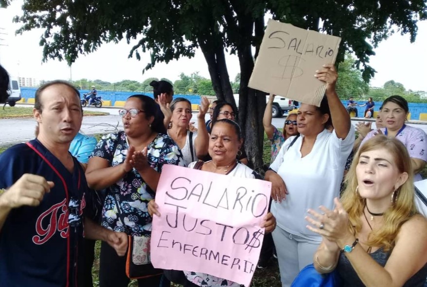 Enfermeras del Hospital militar de Maracay protestan por salarios dignos #4Sep