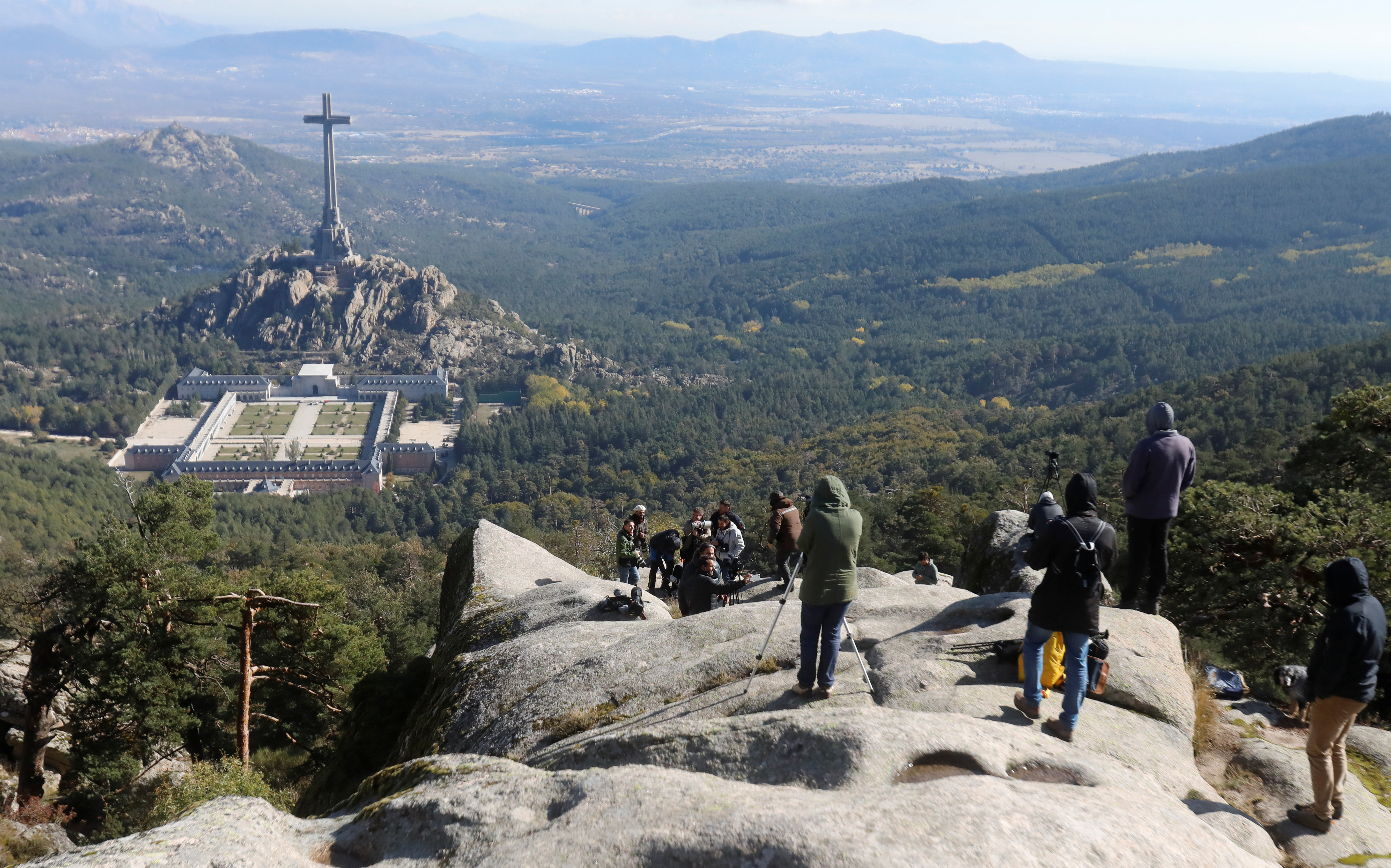 El Valle de los Caídos se reabre al público tras la exhumación de Franco