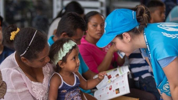 ALnavío: Por qué si Venezuela es la segunda crisis de desplazados del mundo no es noticia de portada en los medios