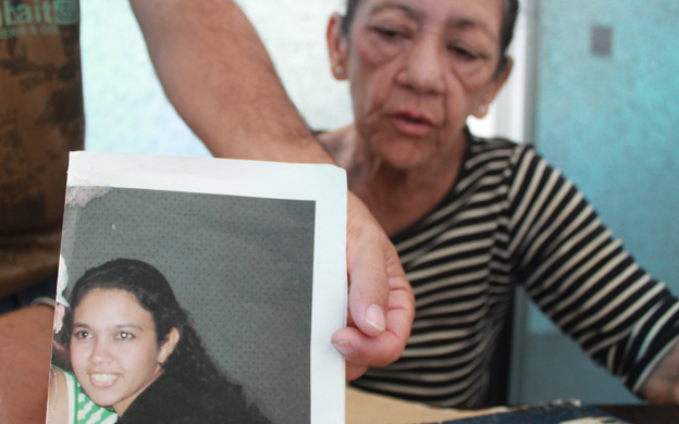 Abuela maracucha quiere saber dónde están su hija y su nieta: No sé si están con vida