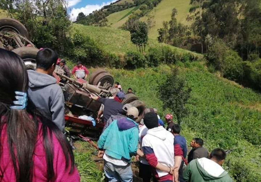 Más de veinte venezolanos resultaron heridos tras un accidente en Ecuador (Video)