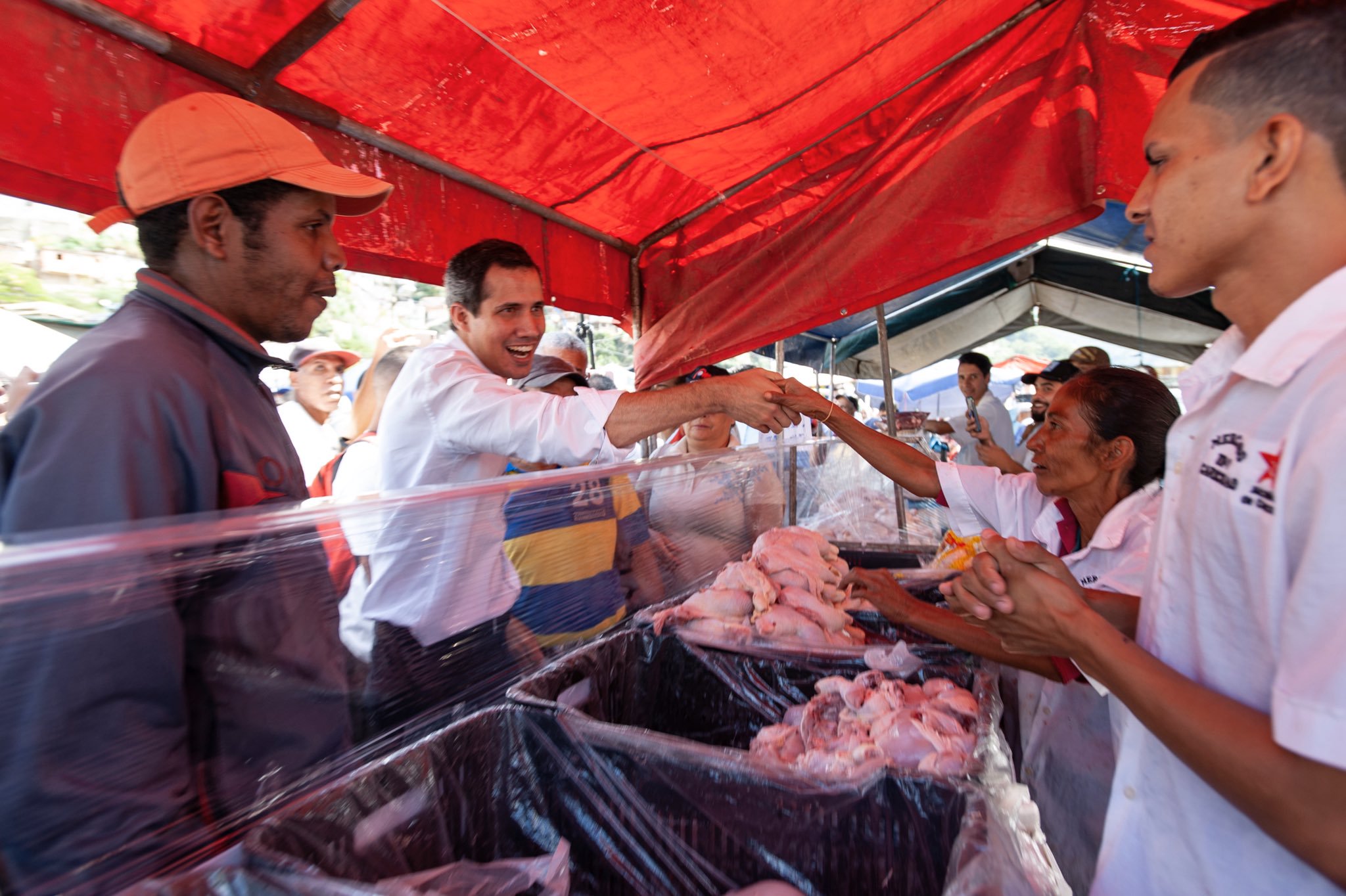 Así fue el recorrido del presidente Guaidó por Ruiz Pineda y Chacao #5Oct (Fotos)