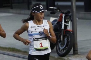 Joselyn Brea bate el récord venezolano de 10 kilómetros en Coruña10