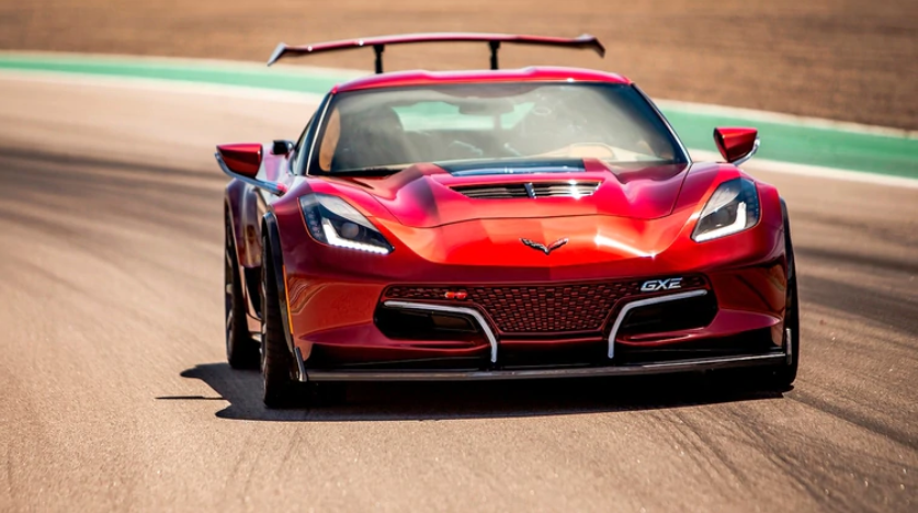 ¡De lujo! Un Corvette especial rompió el récord de velocidad de los autos eléctricos (Fotos)