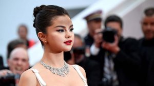 Selena Gomez estalla las redes por segunda vez en 24 horas con sensual video