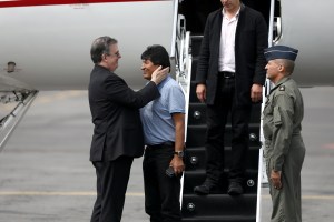 EN FOTOS: Así fue la llegada de Evo Morales a México