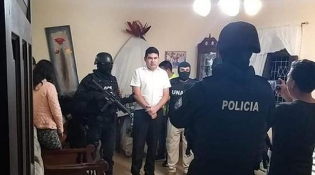 Detienen a alto funcionario de Ecuador por presunto tráfico de influencias