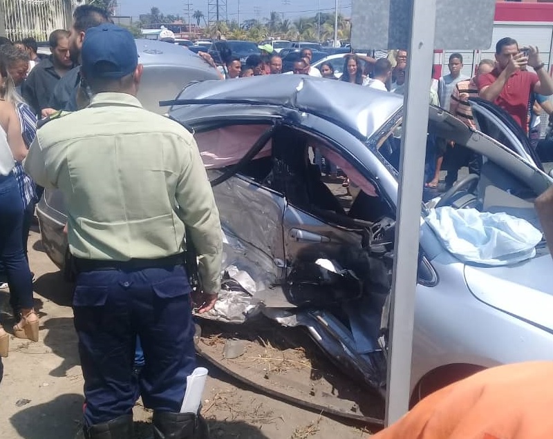 Accidente de tránsito en Anzoátegui deja una mujer fallecida y una adolescente herida