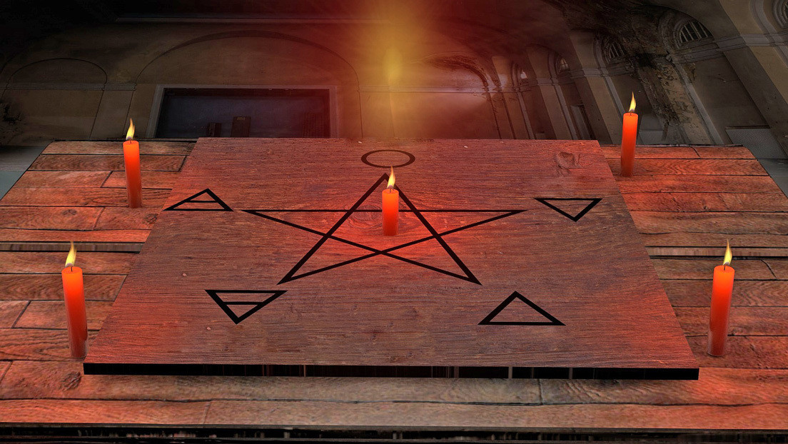 “La experiencia siniestra”: El polémico seminario sobre satanismo impartido en universidad de Madrid