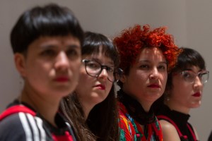 Feministas creadoras de “Un violador en tu camino”: Va a seguir dando frutos