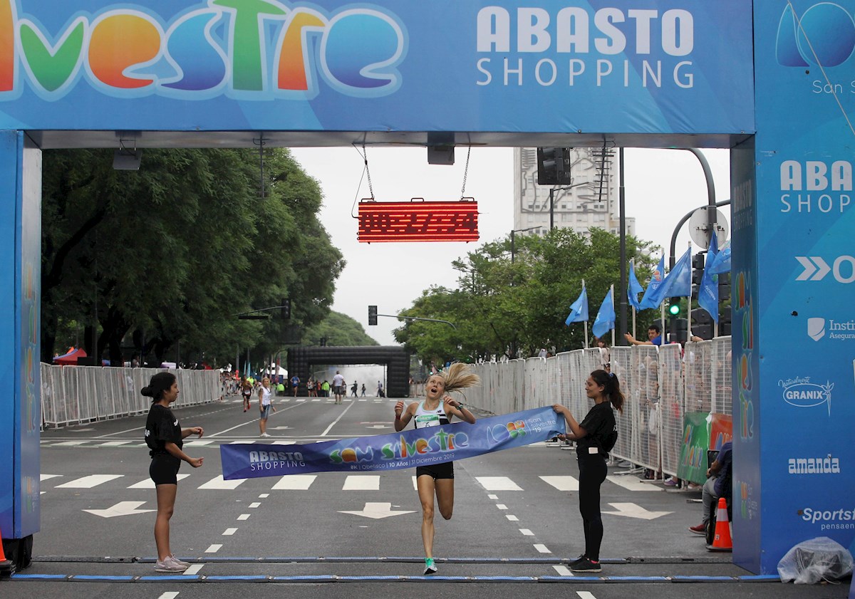 San Silvestre: Más de 11.000 personas despiden el año corriendo en Buenos Aires