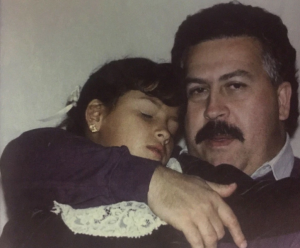 Los excéntricos regalos de Pablo Escobar para Navidad y la leyenda del unicornio que “inventó” para cumplir el deseo de su hija