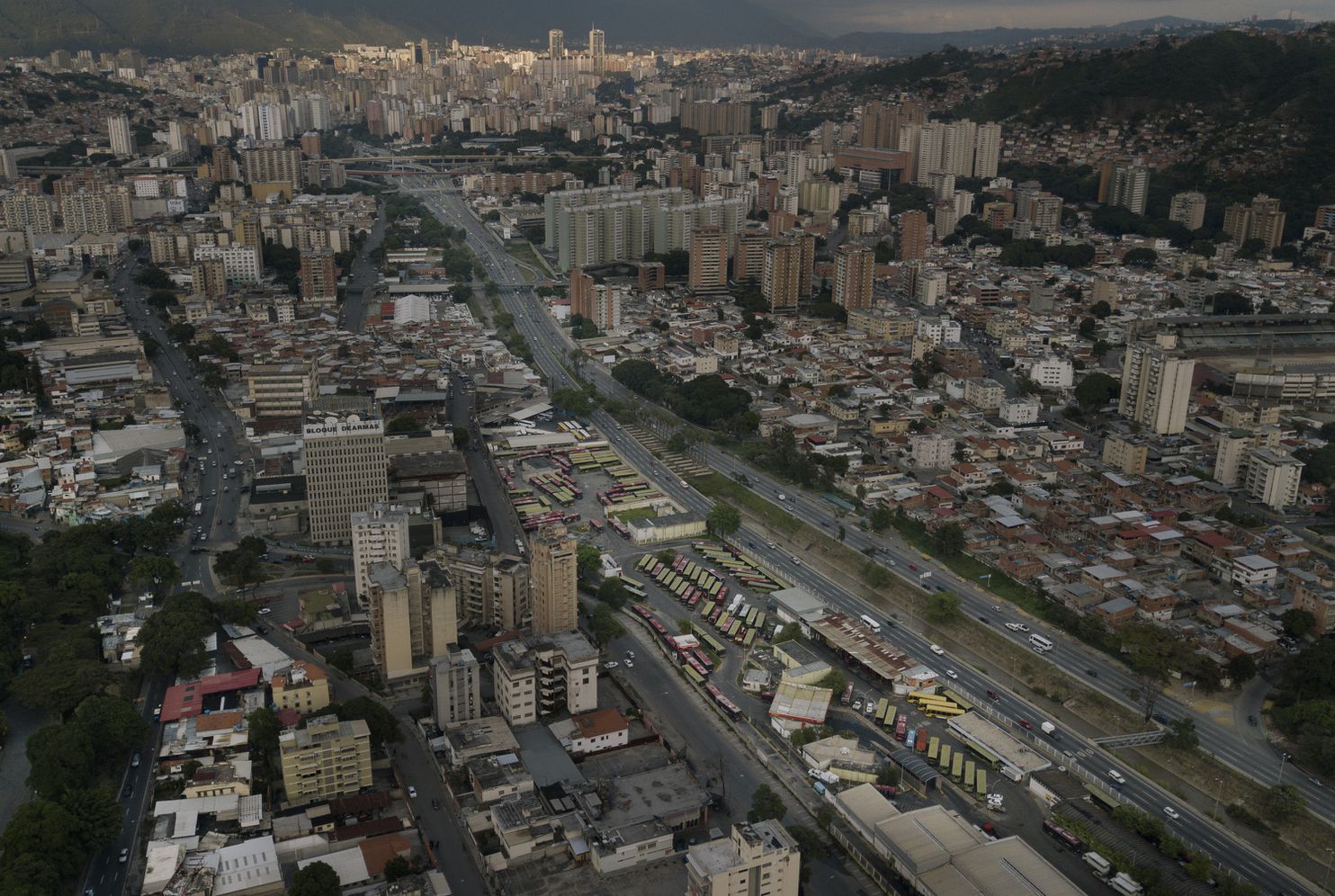 Fuerte temblor se sintió en Caracas y parte del estado de Miranda #11Jun