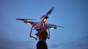 Inac prohibió la operación de drones en todo el país hasta el #7Dic (Comunicado)
