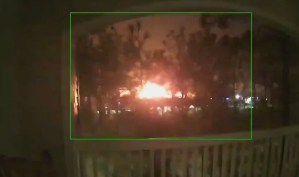 El momento exacto de la fuerte explosión en Houston (Video)