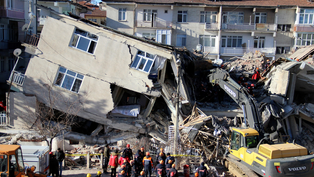 Las consecuencias del devastador terremoto en Turquía vistas desde un dron (VIDEO)