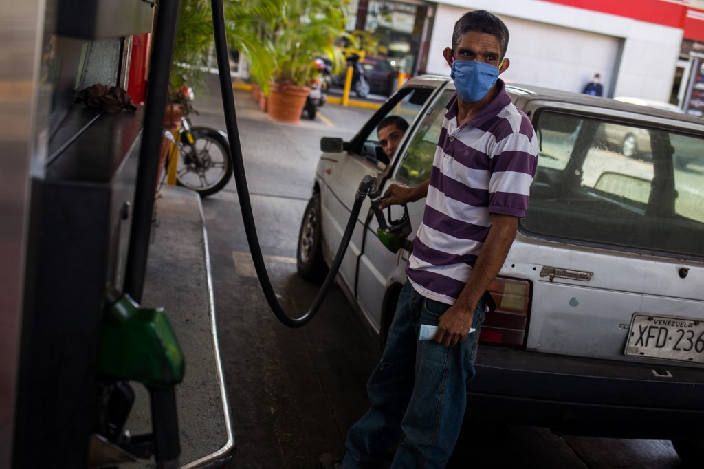 “No hay gasolina, no insista”: Mi desesperada búsqueda de combustible en Caracas