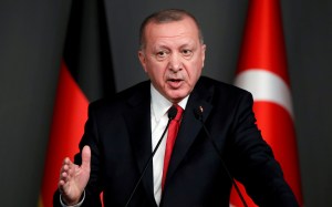 EEUU sancionó a Turquía por comprar el sistema antimisiles ruso