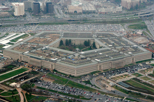 EEUU: El Departamento de Defensa ordena el cierre de viajes nacionales para miembros del servicio