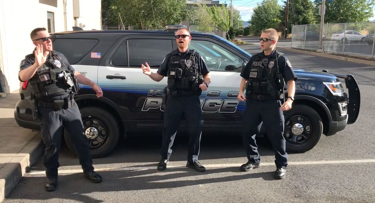 La policía de Oregon pide a la gente que no llame al 911 por quedarse sin papel higiénico