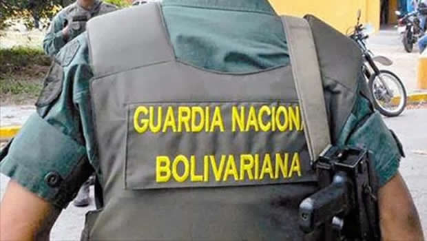 Desmantelan organización dedicada al tráfico de personas en Bolívar: Cobraban 1.800 dólares por “cruzar” venezolanos por frontera