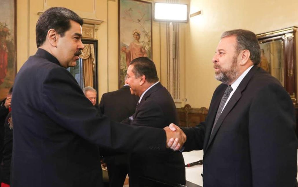 “Dios los cría y el diablo los junta”: Así fue el encuentro entre miembros de los “mini partidos” con Maduro (Fotos)