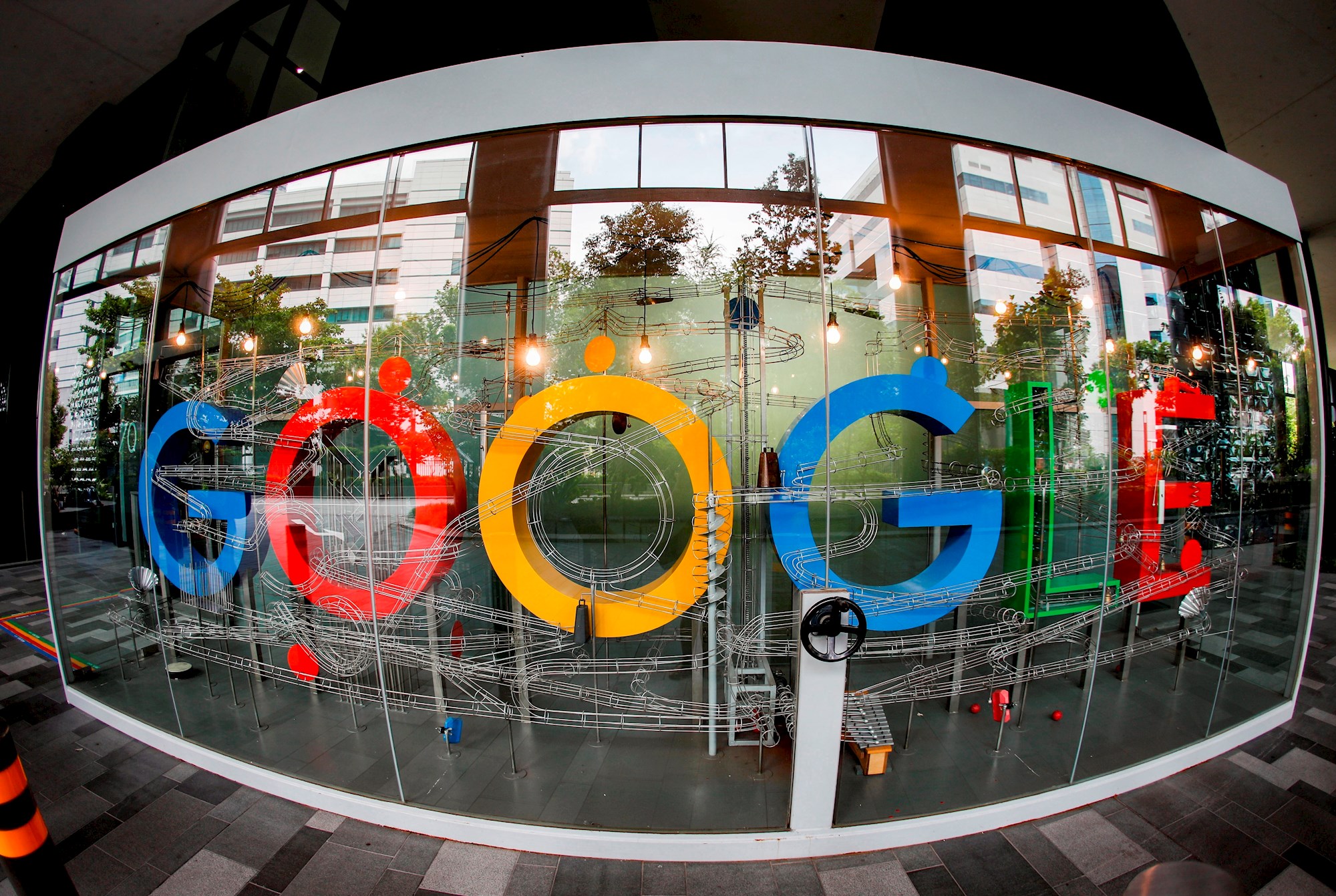 ¡De interés! Google anunció que pagará a editores por publicar noticias