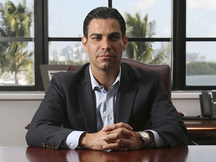 El alcalde de Miami, Francis Suárez, da positivo por coronavirus