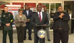 Alcalde Jerry Demings: “Las empresas del Condado de Orange podrían cerrarse en junio”
