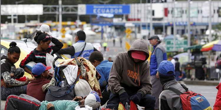 “Maduro impide que volvamos”, dicen los venezolanos atrapados en la frontera