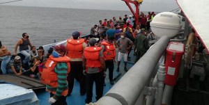 Venezolanos detenidos en Trinidad y Tobago fueron llevados a alta mar para su deportación (Fotos)