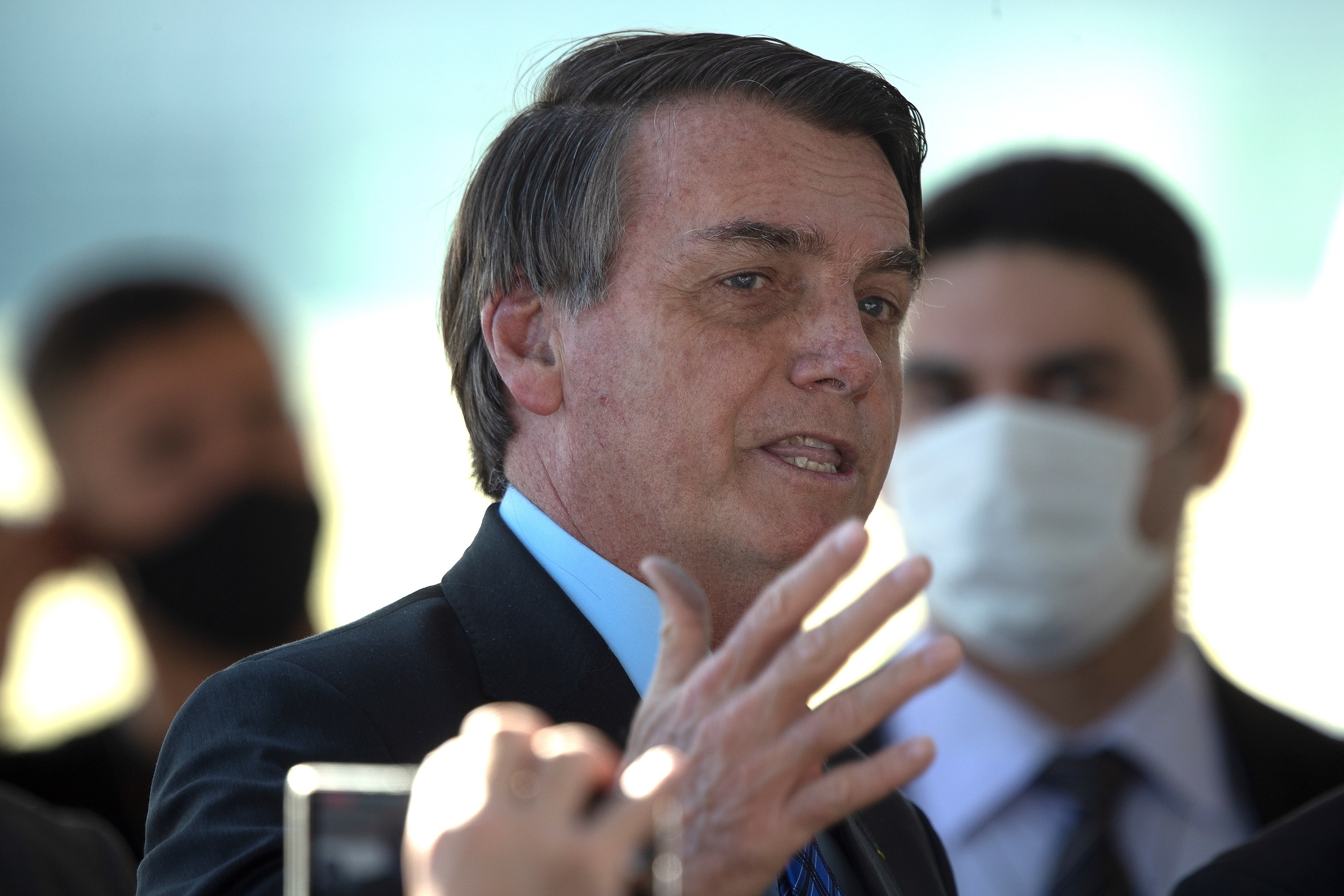 Bolsonaro explicó por qué no usa mascarilla en los actos públicos