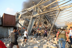 La UE coordina el despliegue de bomberos y otros medios de ayuda en Beirut