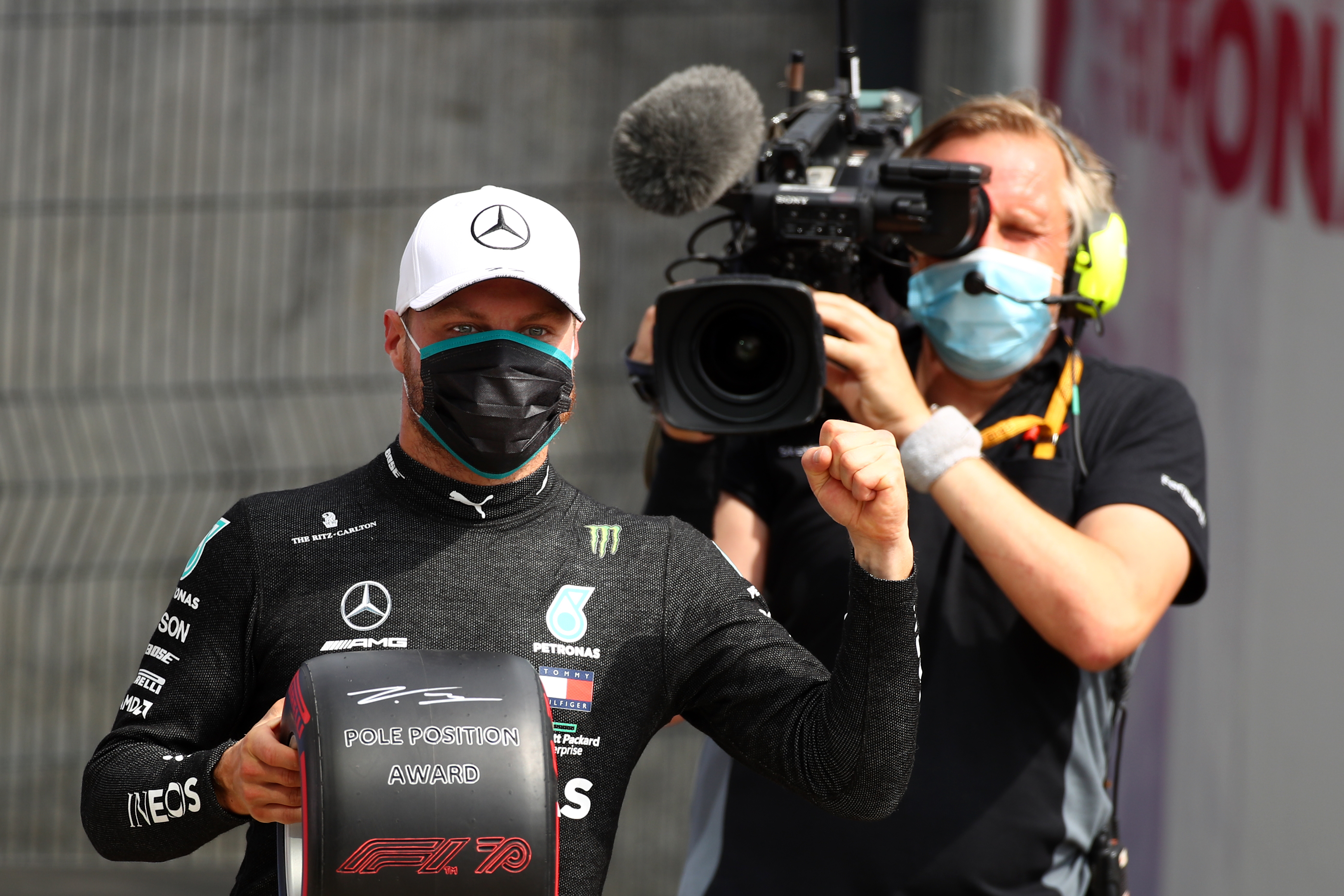 Bottas fue más rápido que Hamilton y saldrá primero en Silverstone