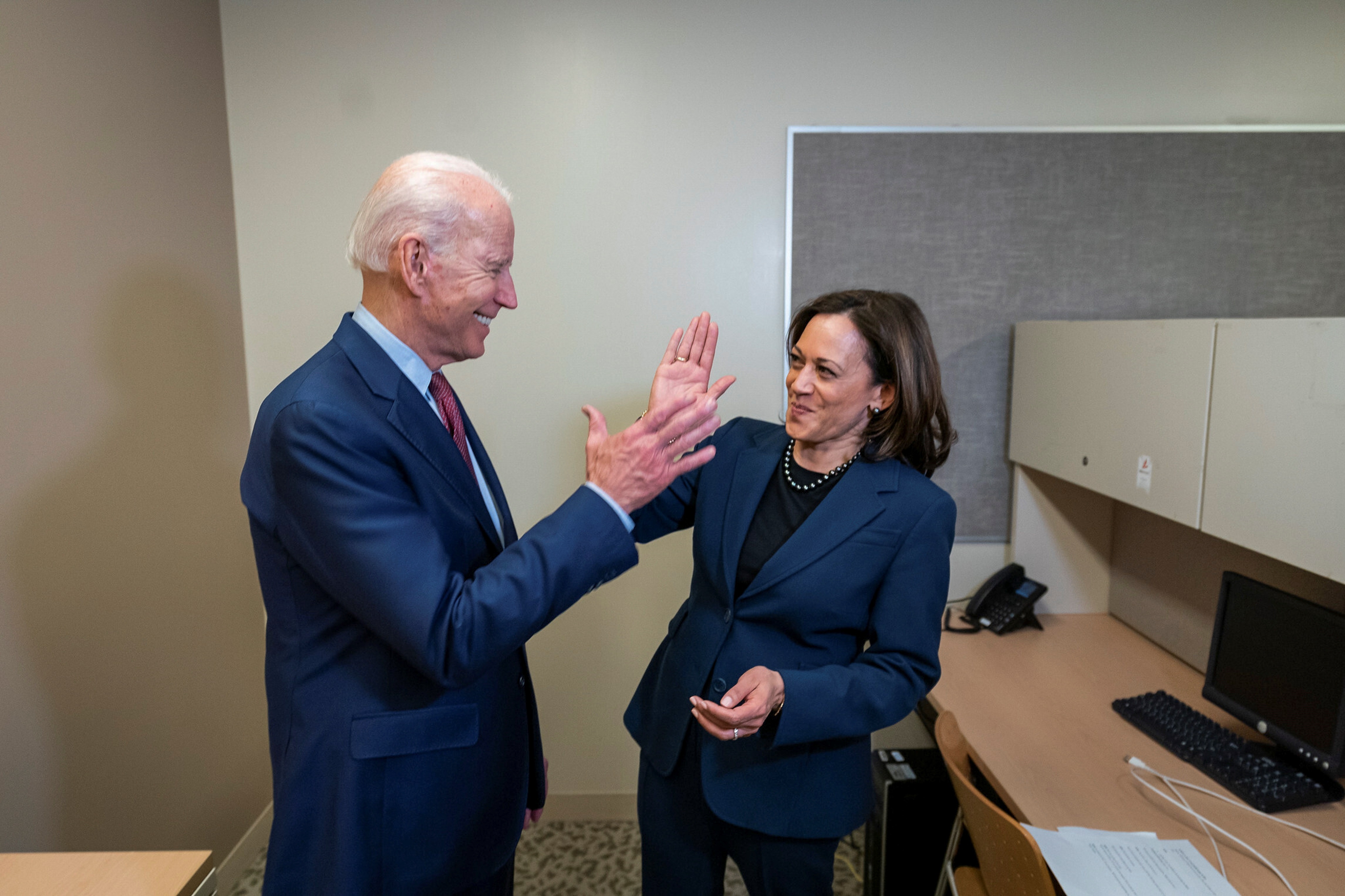 Kamala Harris hace historia y será la primera mujer vicepresidenta de EEUU