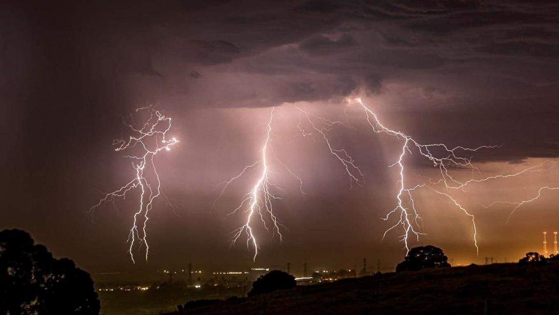 ¡INCREÍBLES! Las imágenes captadas tras la sorpresiva tormenta eléctrica en el Área de la Bahía de San Francisco